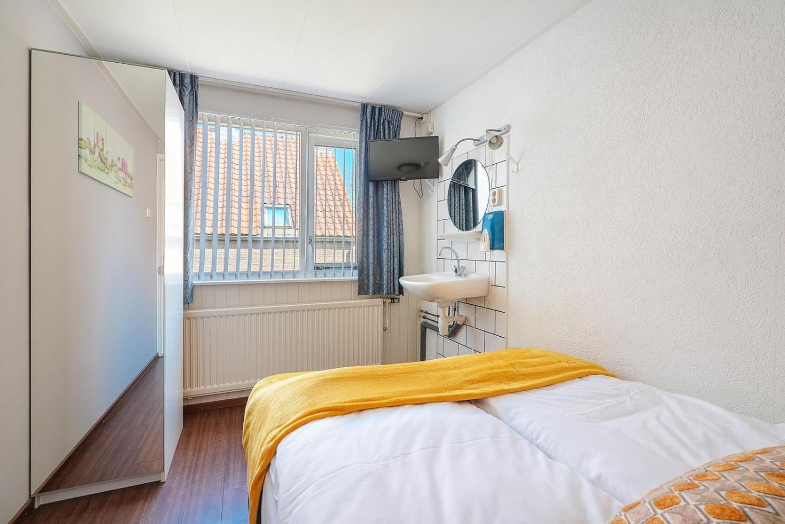Hotel-Pension Ouddorp Quarto foto